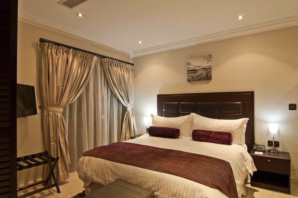L'Eola Suites Abuja Værelse billede