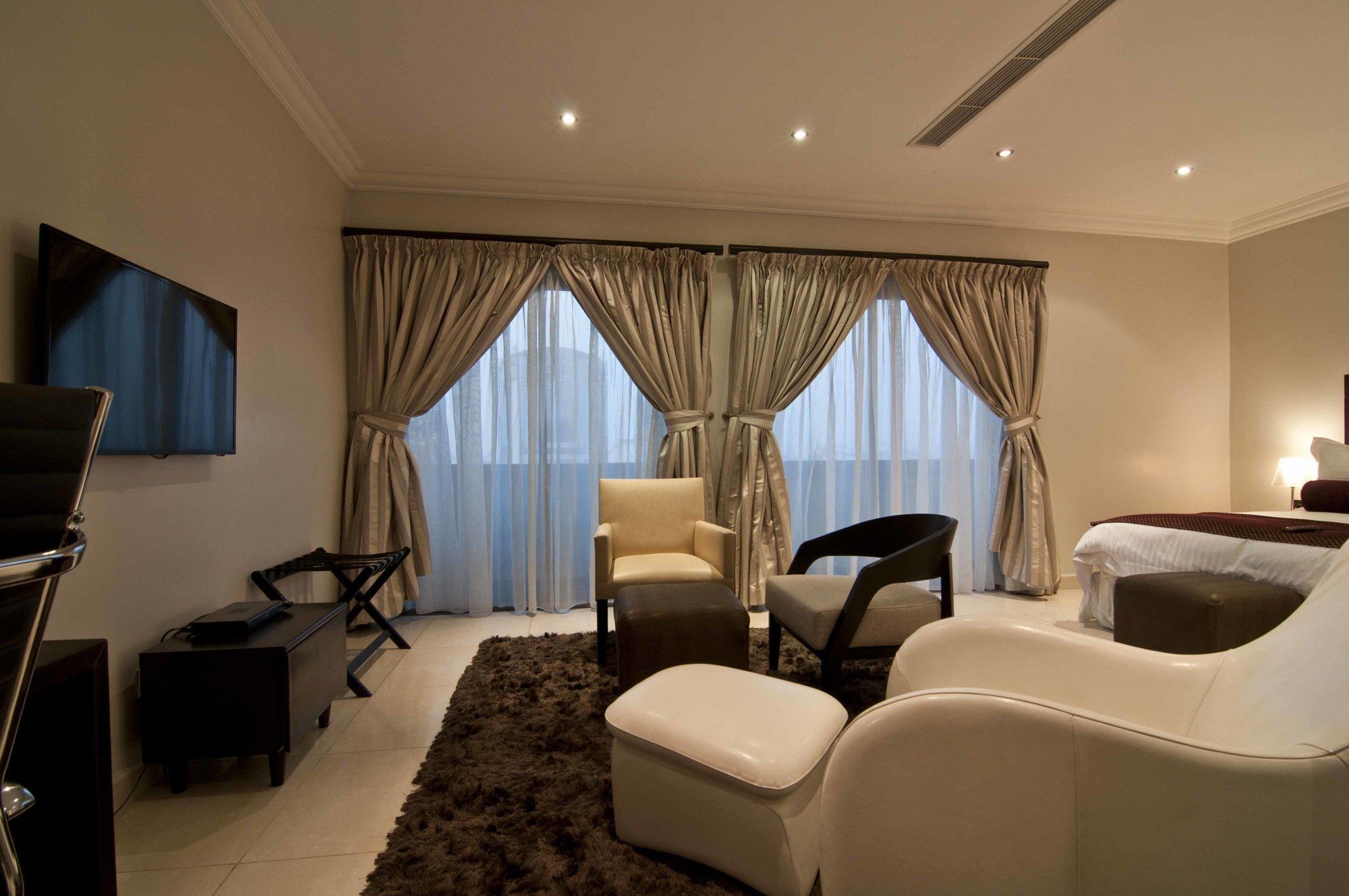 L'Eola Suites Abuja Eksteriør billede