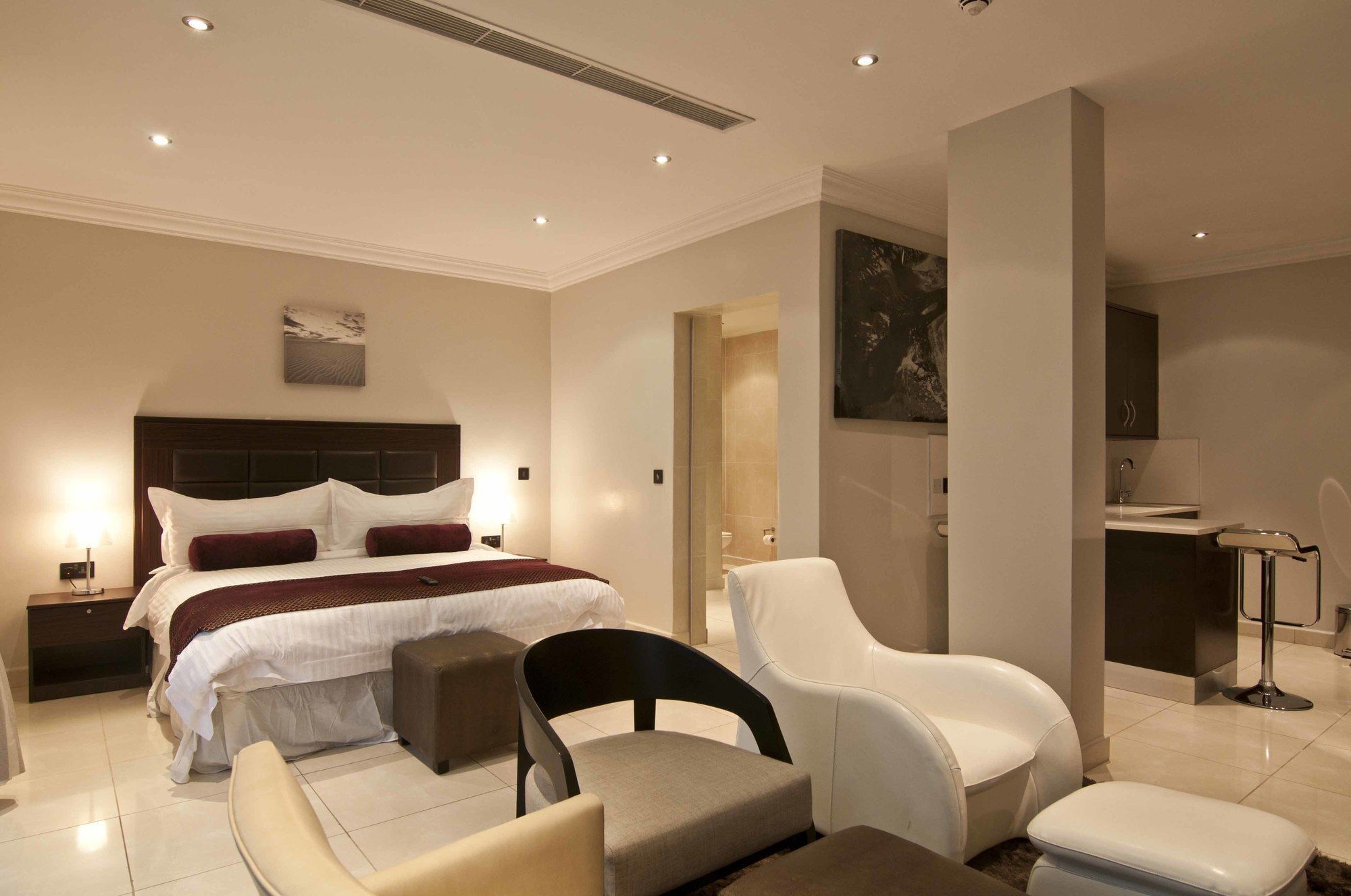 L'Eola Suites Abuja Eksteriør billede